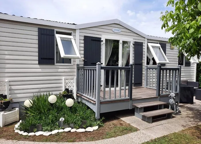 Mobil'home à Dolus-d'oléron Chalet *